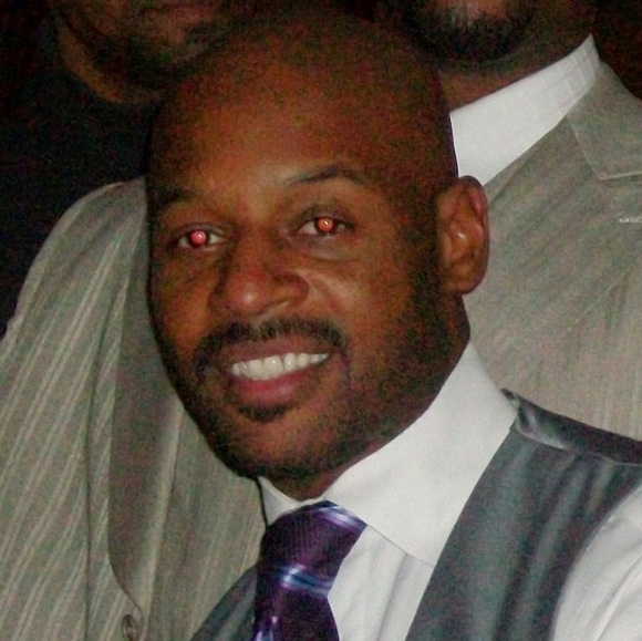 Meet your Posher, Bud - Picture 2 of 2